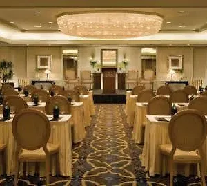 Four Seasons At Kingdom Center ***** Rijad